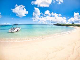 ●癒しの無人島●【貸切ボート】☆こころと身体を癒す島☆沖縄の想い出