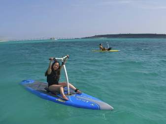【沖縄・宮古島】ファミリーにおすすめ！「SUPペダルボート体験」気軽に30分ツアー！
