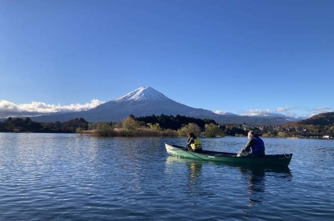 【山梨県】富士山の麓！河口湖でカヌー体験♪（カナディアンカヌー）